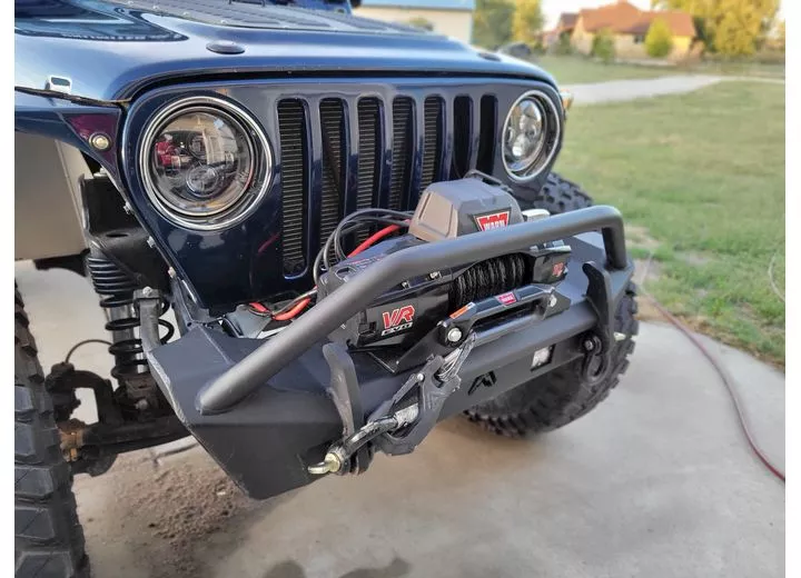 Fab Fours Inc. 97-06 wrangler premium stubby front bumper with pre-runer